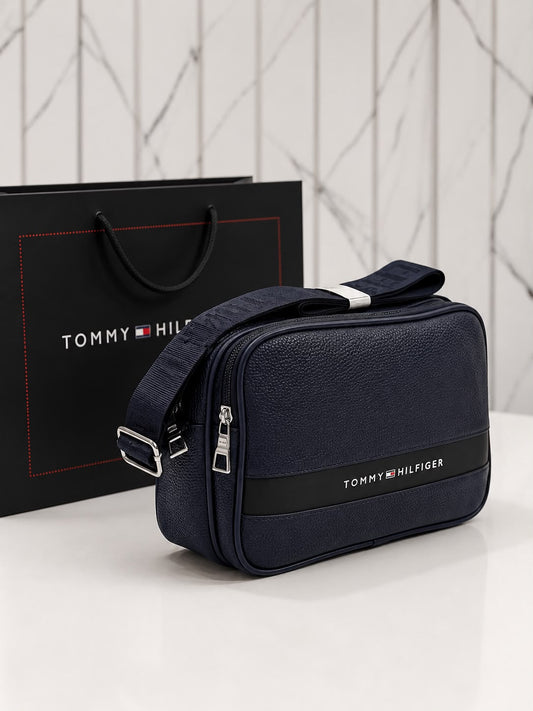 Tommy Hilfiger handbag with box&bag